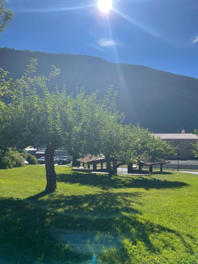Sogndal Bed & Breakfast Exterior photo